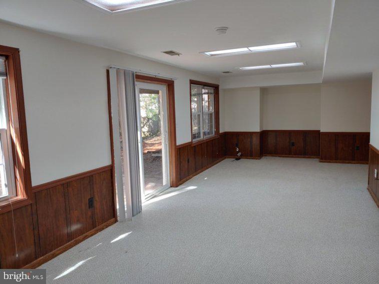 RIDGELEA HILLS - Residential Lease