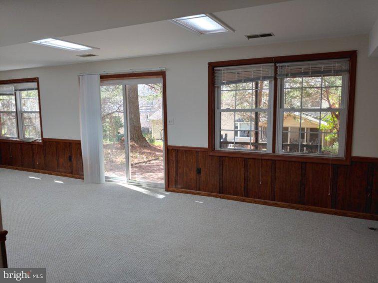 RIDGELEA HILLS - Residential Lease