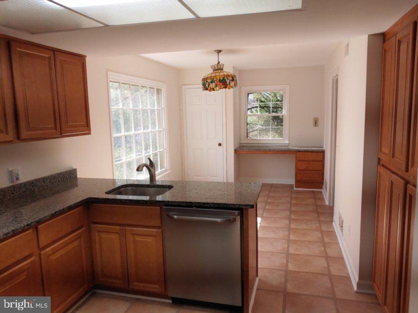 RIDGELEA HILLS - Residential Lease