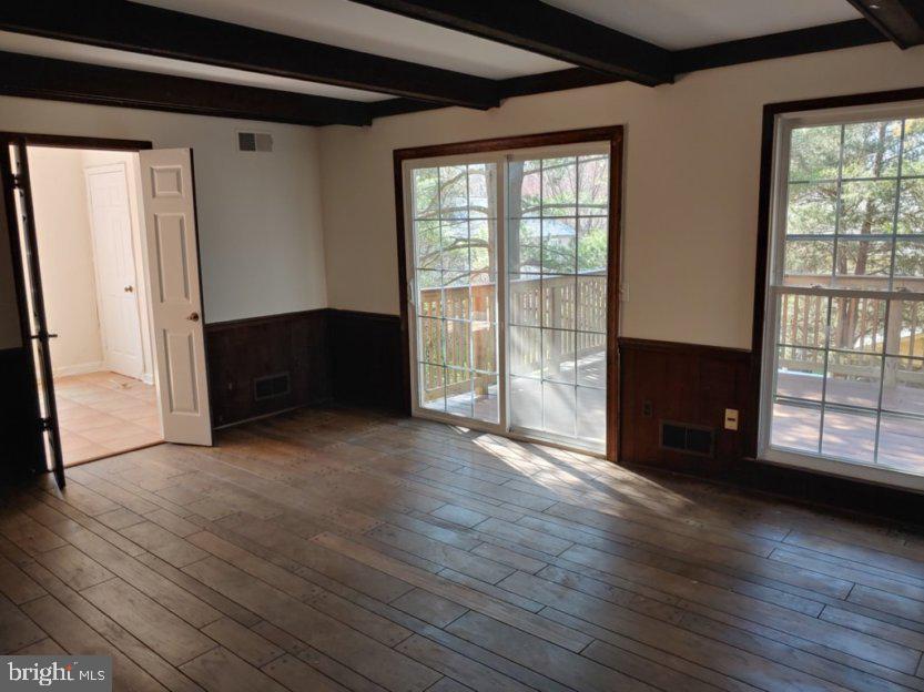 RIDGELEA HILLS - Residential Lease