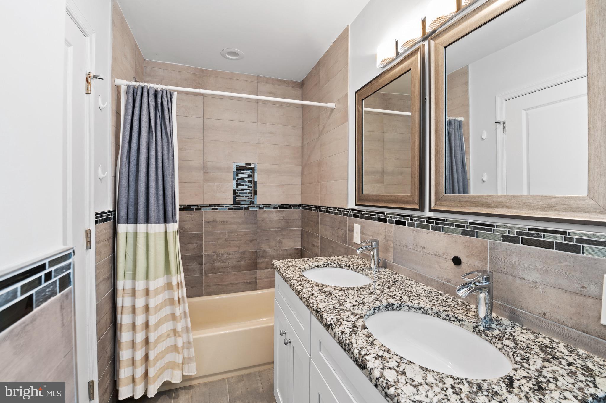 LOWER MOYAMENSING - Residential