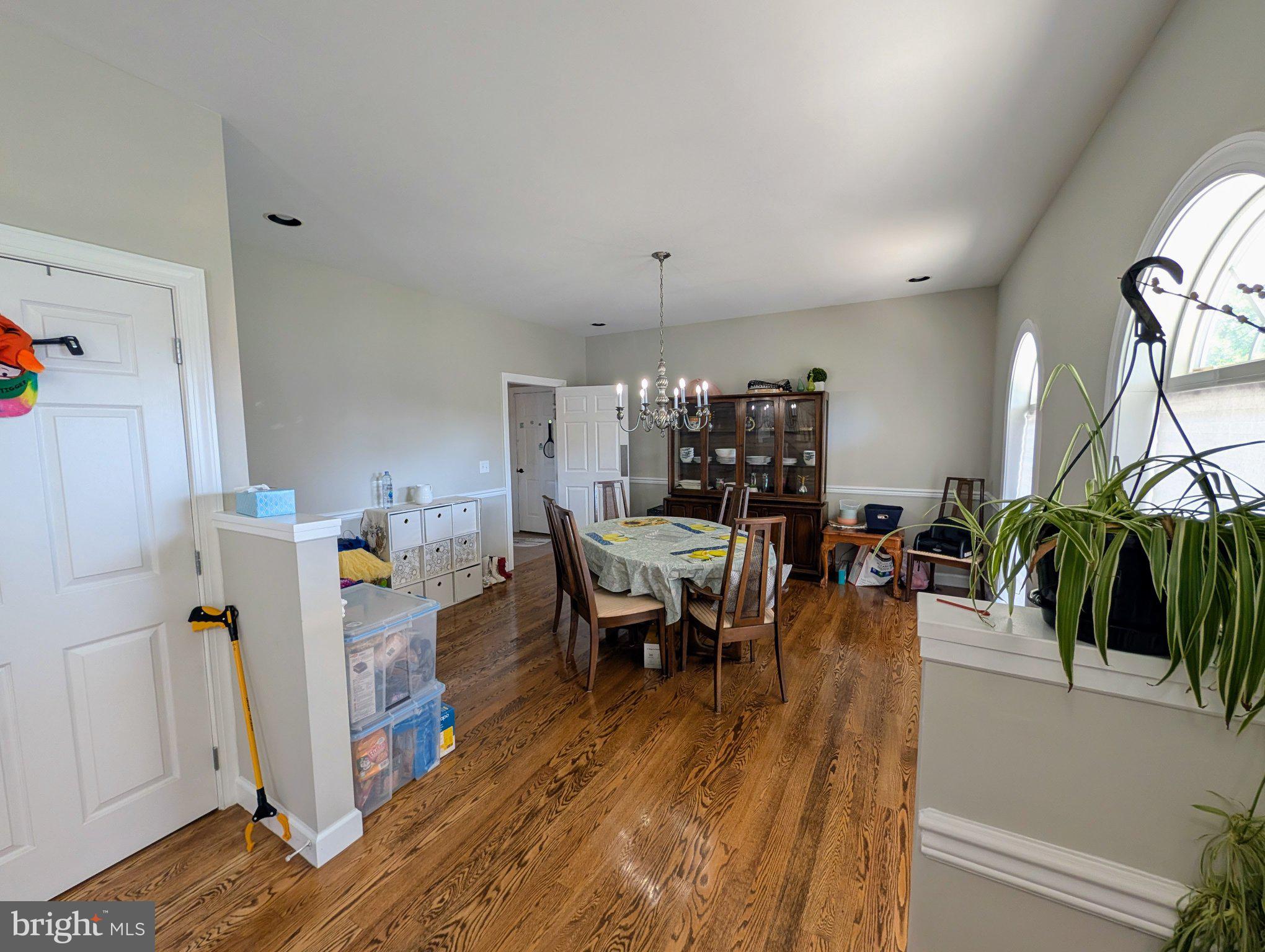 218 GREGORY DRIVE