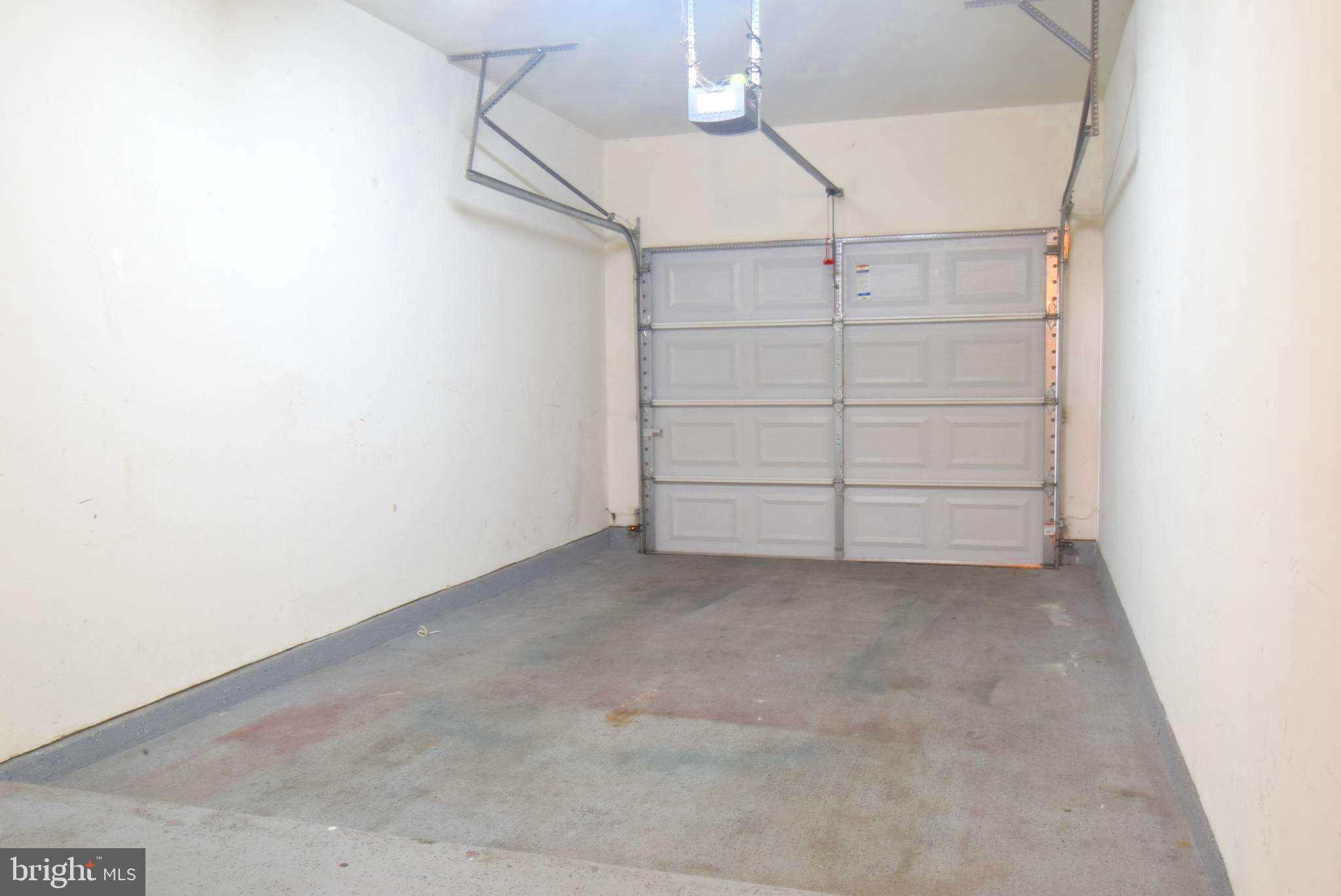 ASHMORE AT GERMANOWN COMMUNITY - Residential