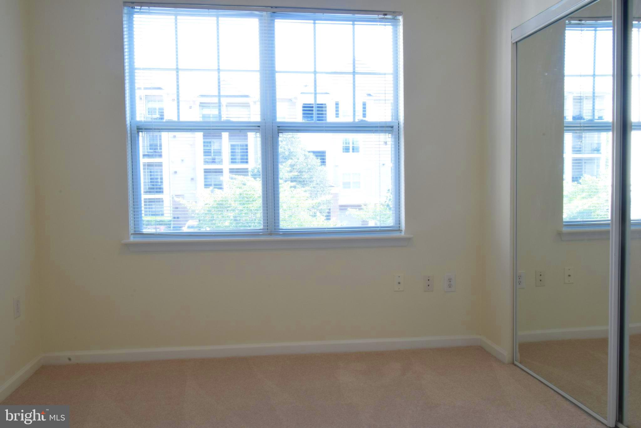 ASHMORE AT GERMANOWN COMMUNITY - Residential