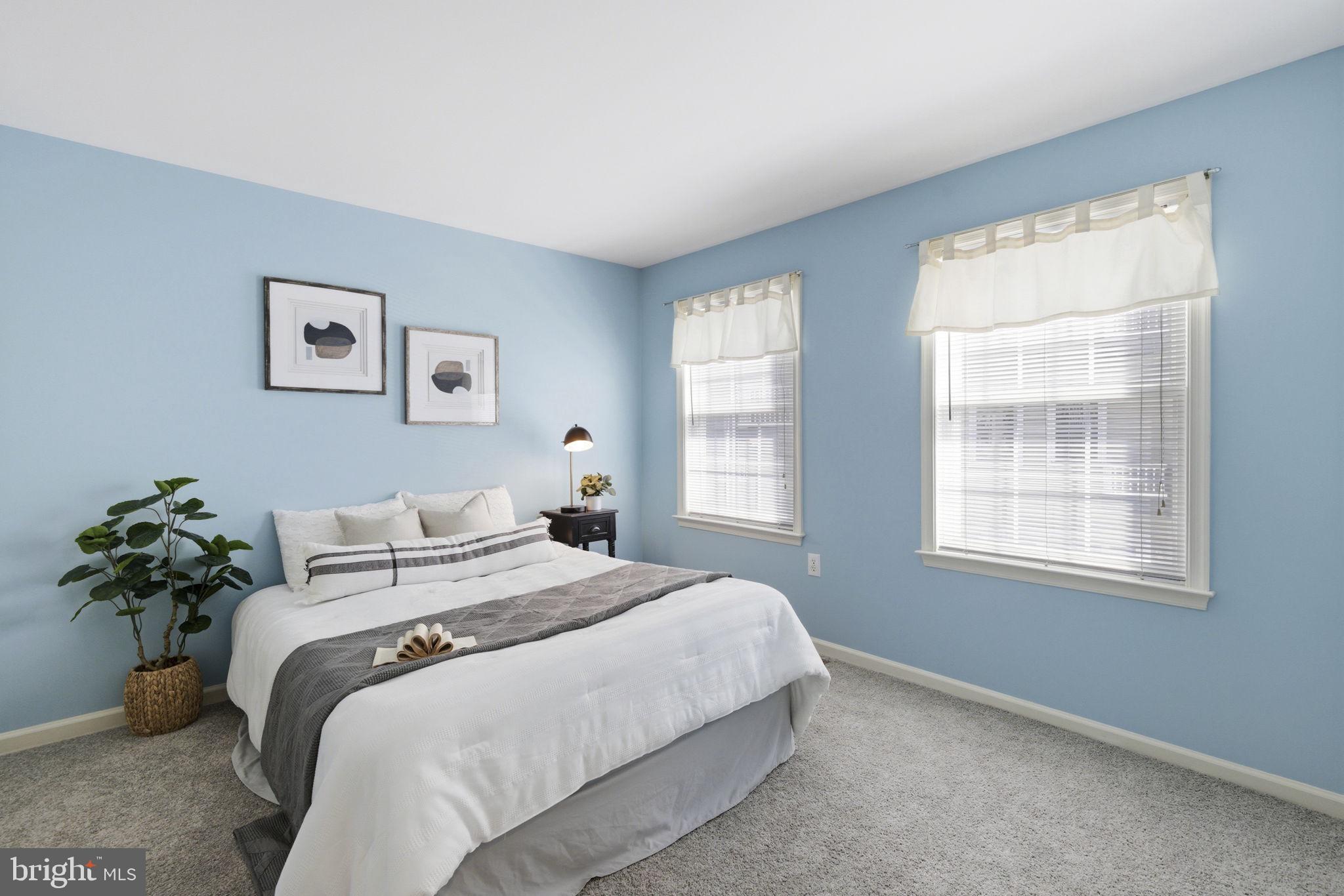 SENECA POINTE - Residential