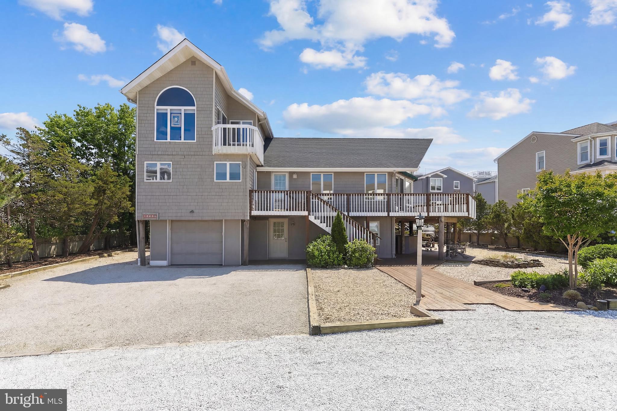 1080 LONG BEACH BOULEVARD D