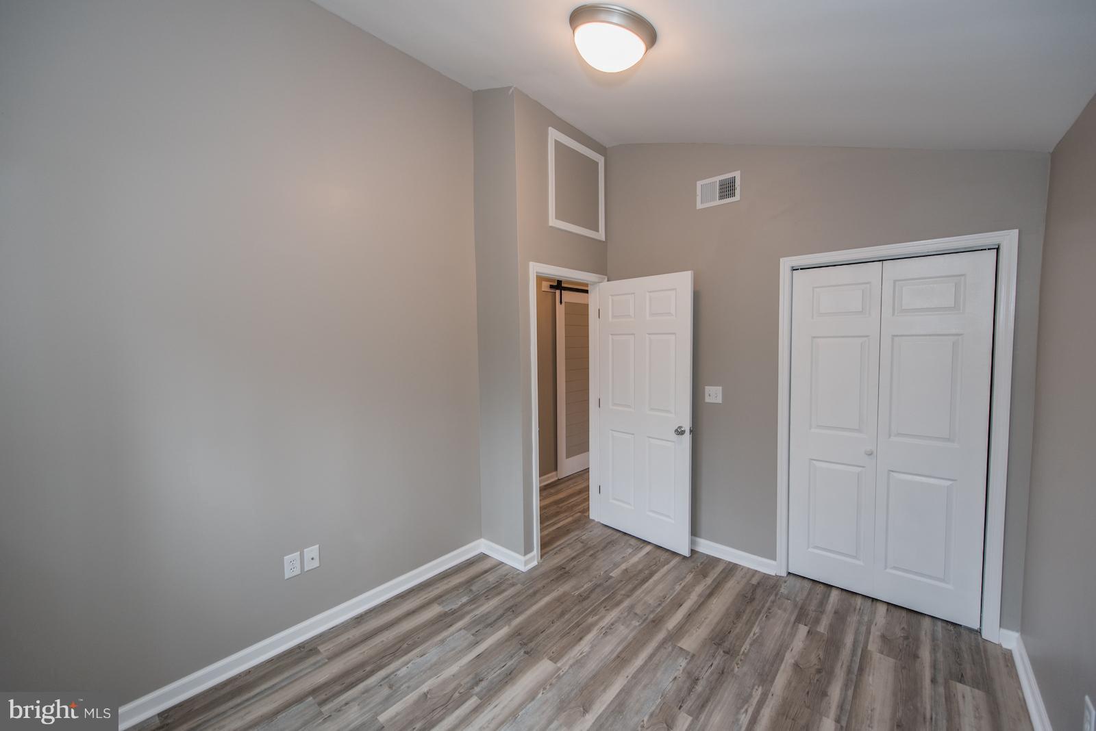 GLENWOOD FOREST - Residential