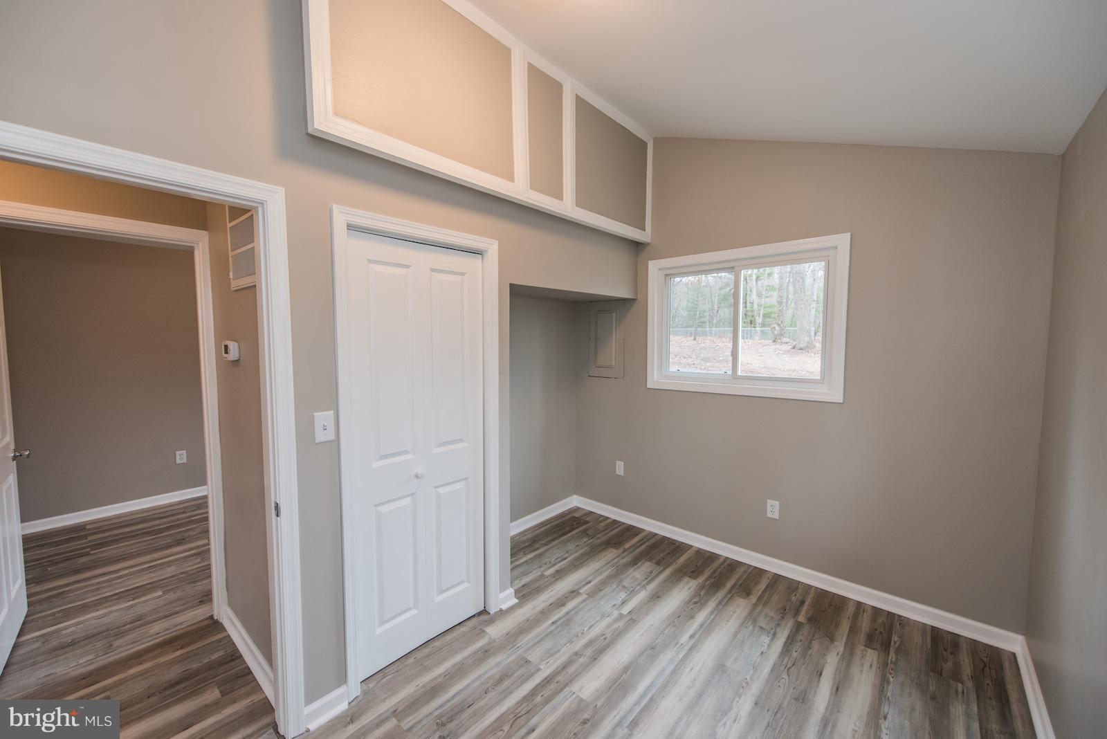 GLENWOOD FOREST - Residential