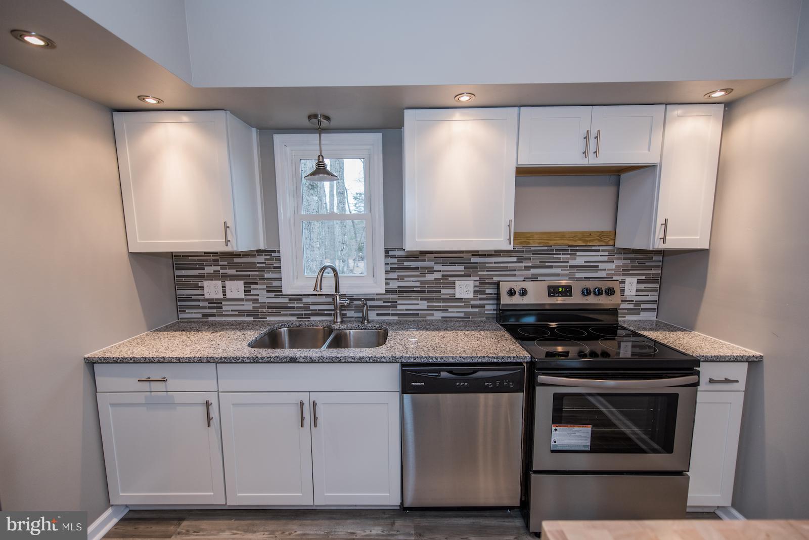 GLENWOOD FOREST - Residential