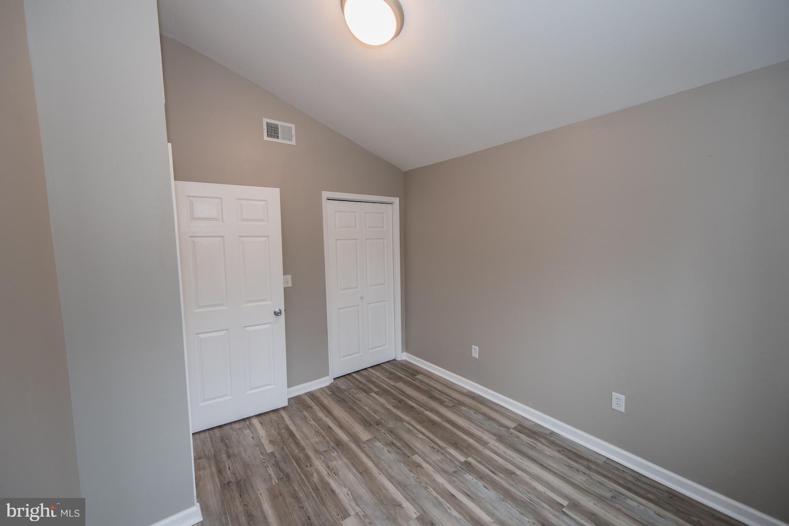 GLENWOOD FOREST - Residential