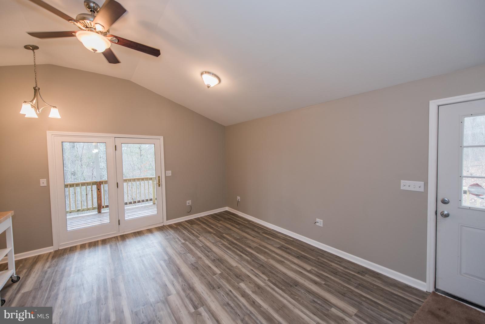 GLENWOOD FOREST - Residential