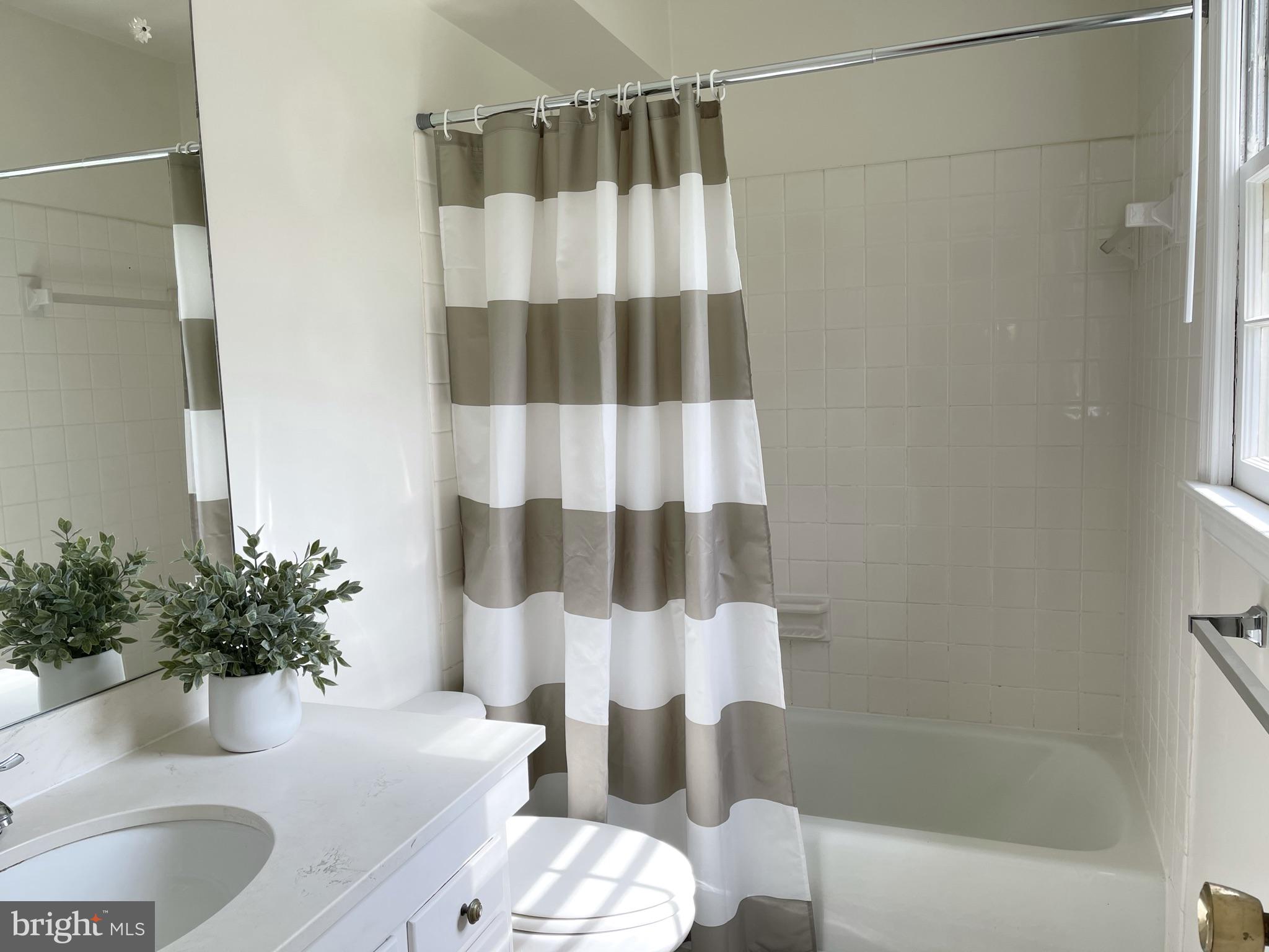 WILTON WOODS - Residential Lease