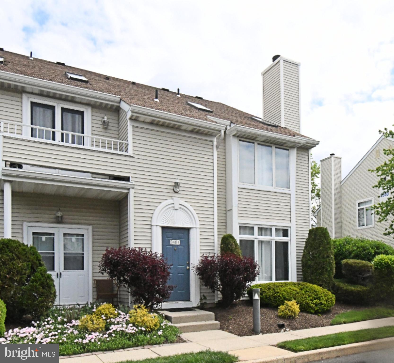 MONTGOMERY PLACE - Residential