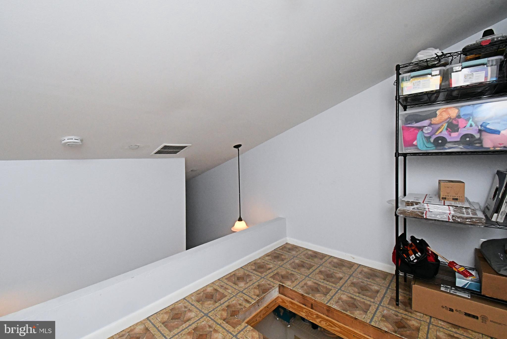 MONTGOMERY PLACE - Residential