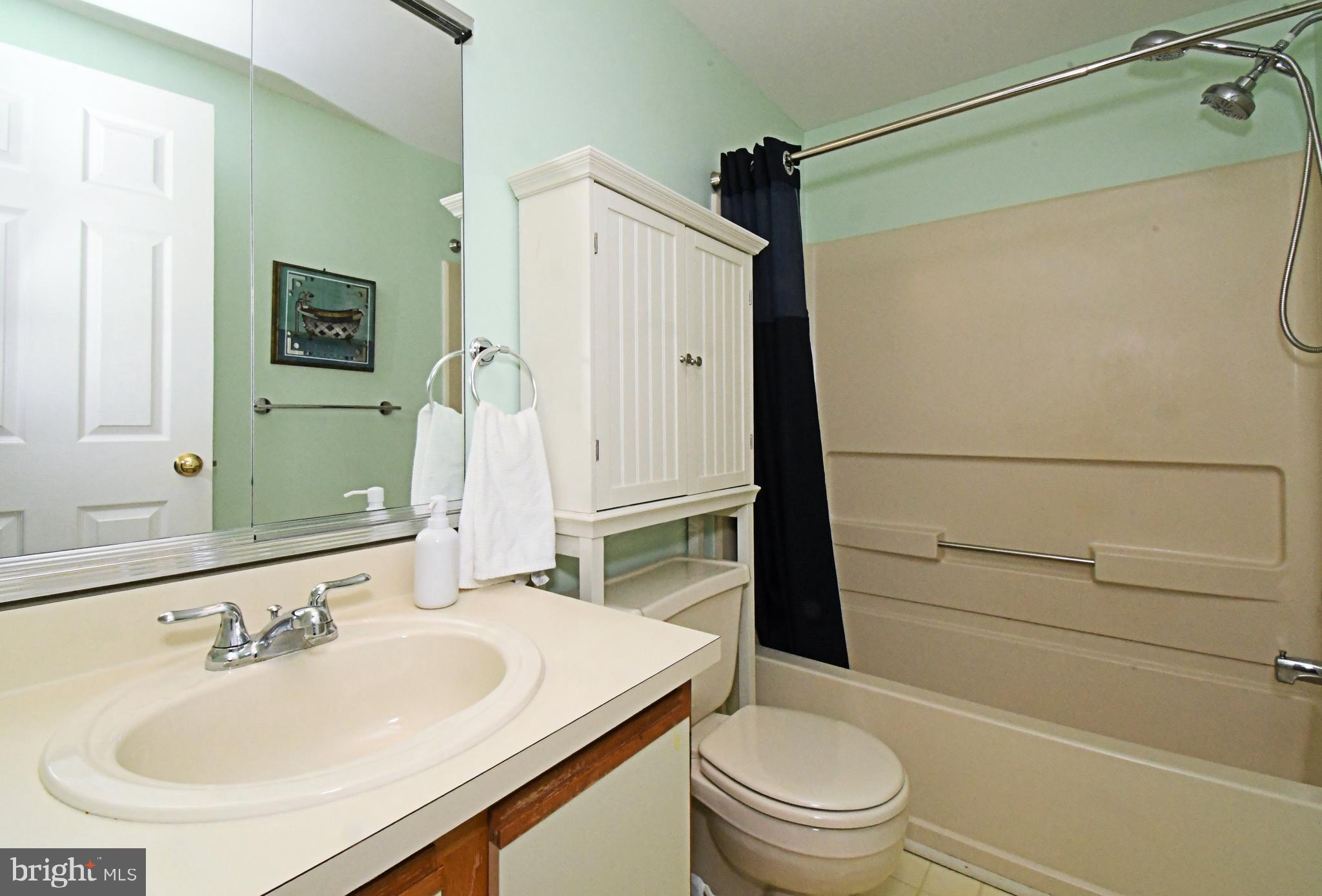 MONTGOMERY PLACE - Residential
