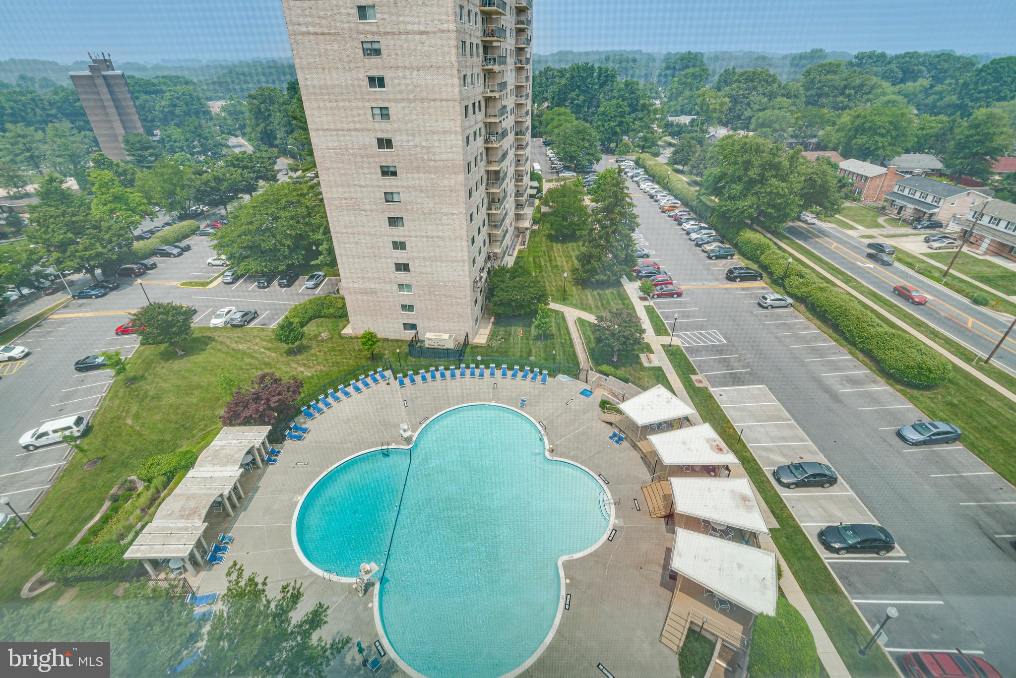 UNIVERSITY TOWERS CODM - Residential Lease