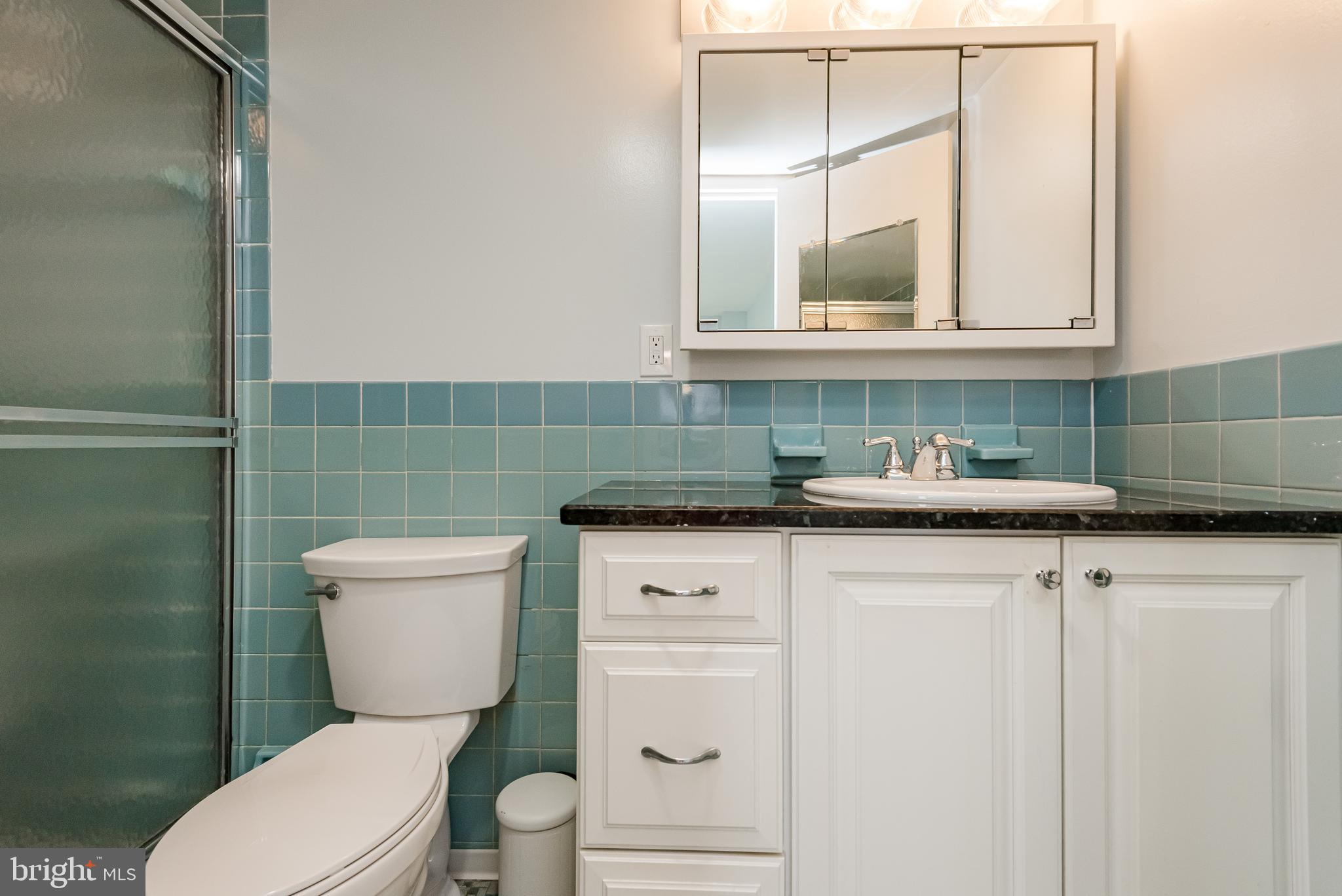 UNIVERSITY TOWERS CODM - Residential Lease