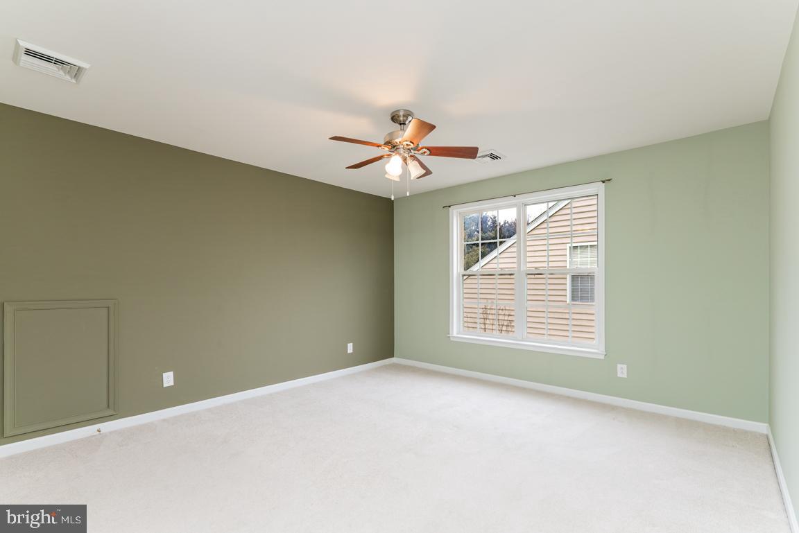 TRADITIONS AT LONGII - Residential