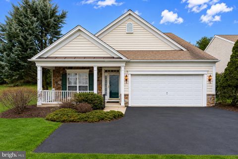 Homes For Sale - 108 Petunia Drive<br/> KENNETT SQUARE, PA 19348