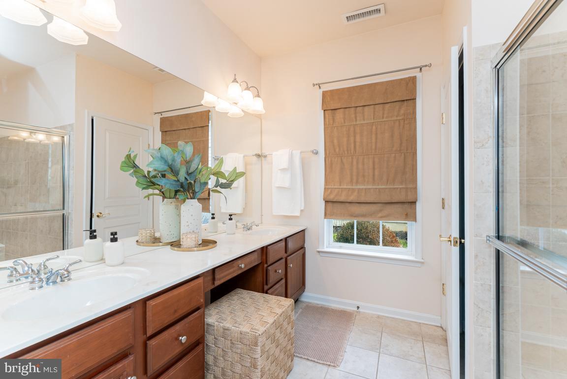 TRADITIONS AT LONGII - Residential