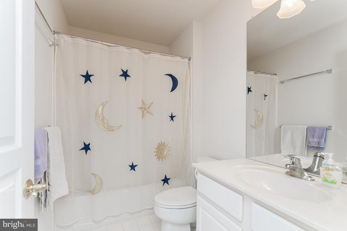 TRADITIONS AT LONGII - Residential