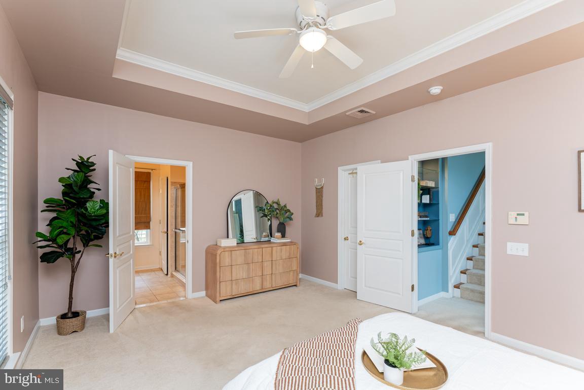 TRADITIONS AT LONGII - Residential