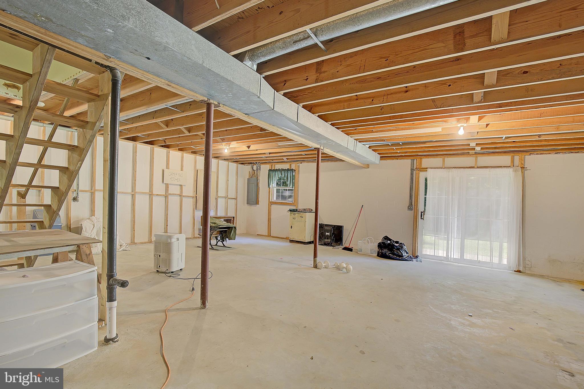 HALLMARK ESTATES - Residential