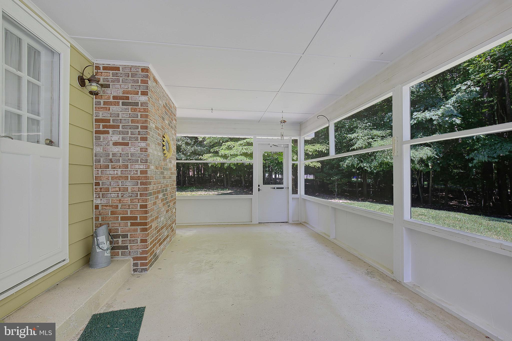 1750 TIMBER COURT