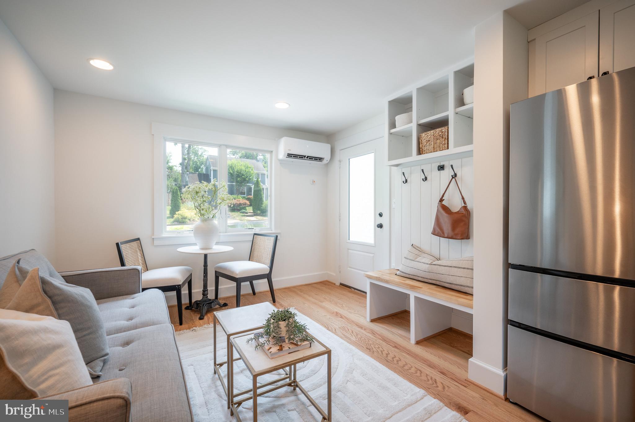 BEVERLEY HILLS - Residential