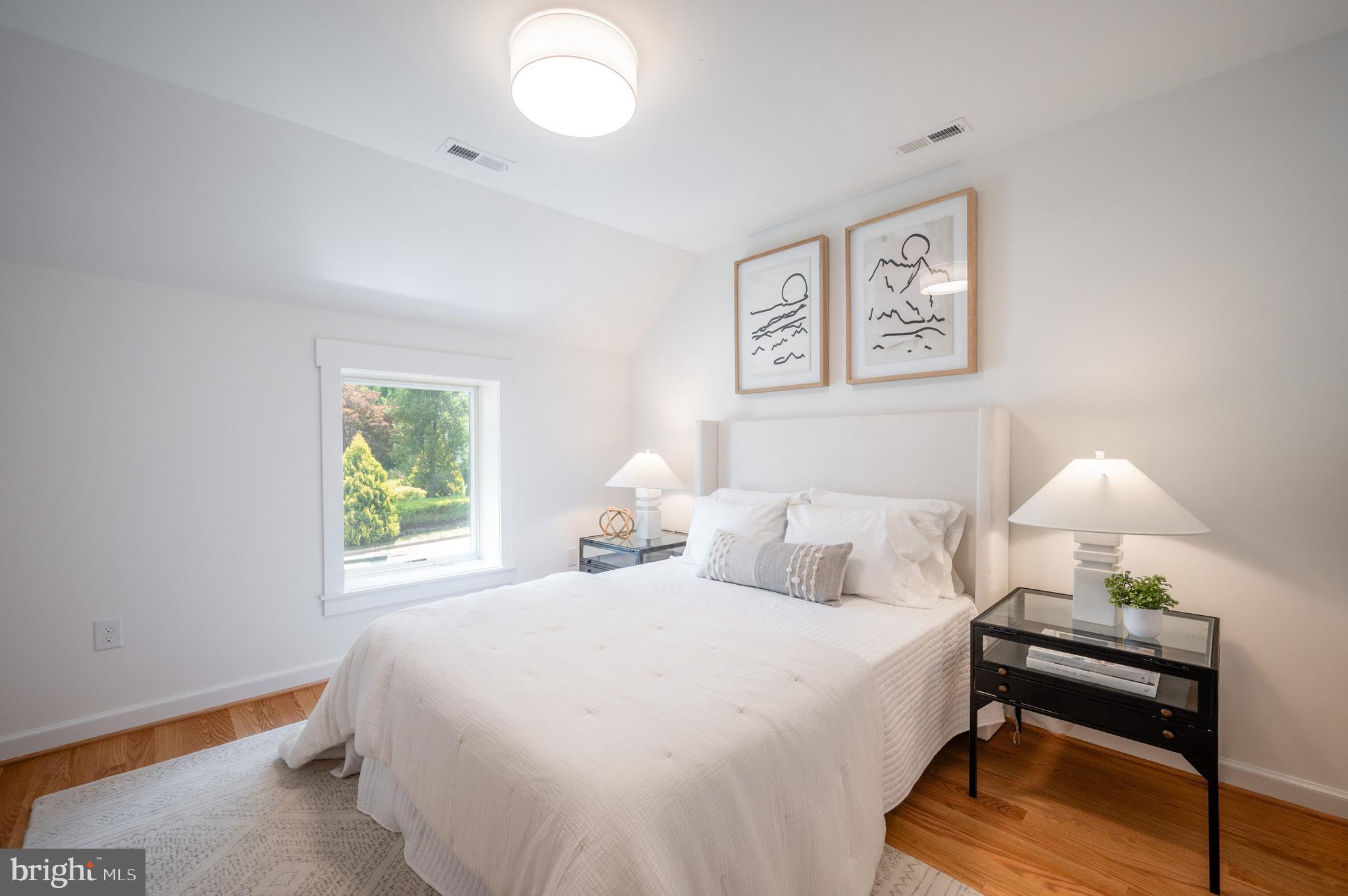 BEVERLEY HILLS - Residential