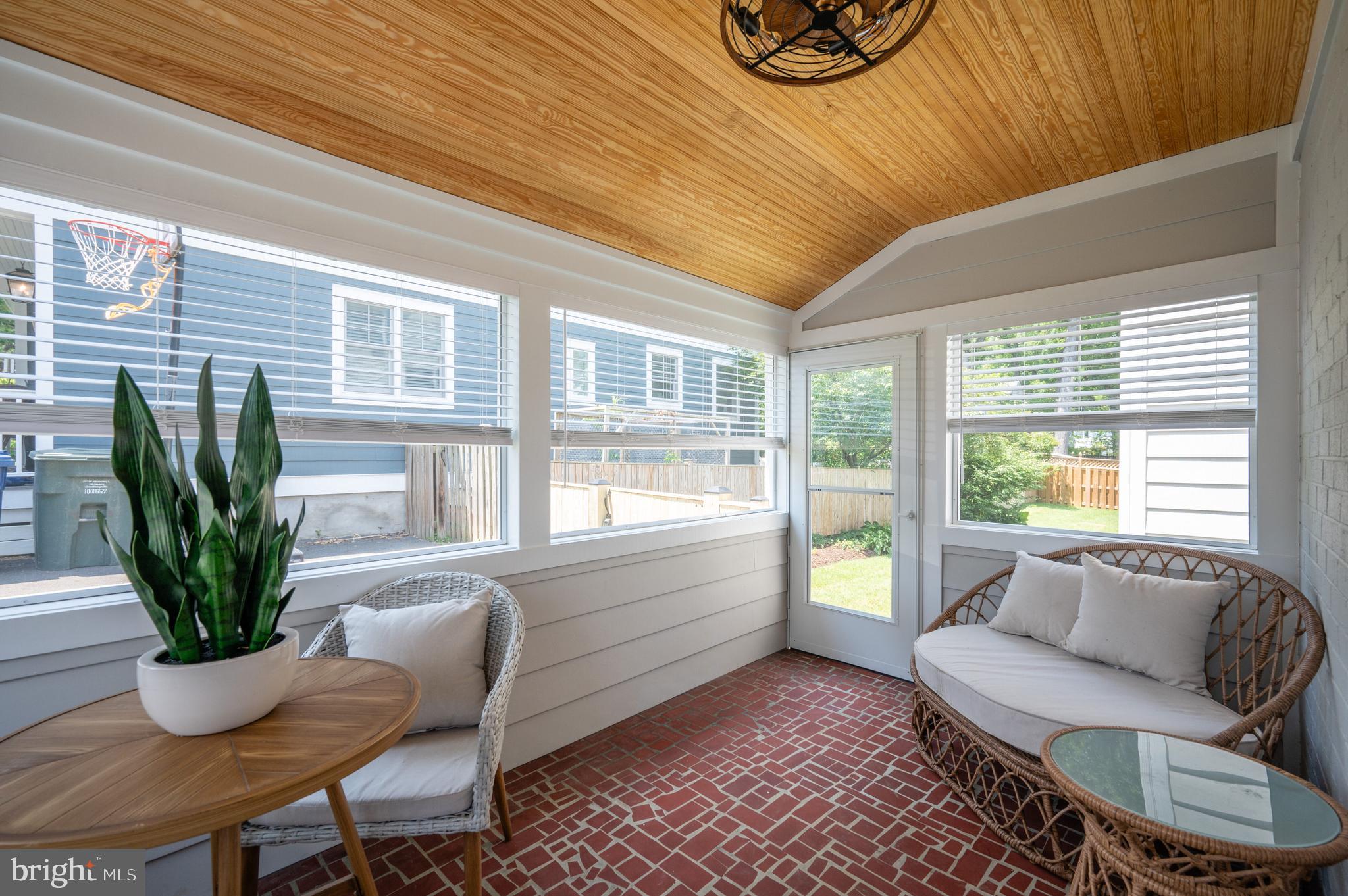 BEVERLEY HILLS - Residential