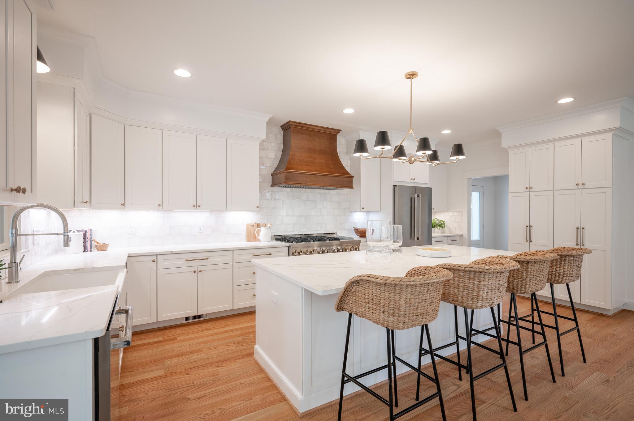 BEVERLEY HILLS - Residential