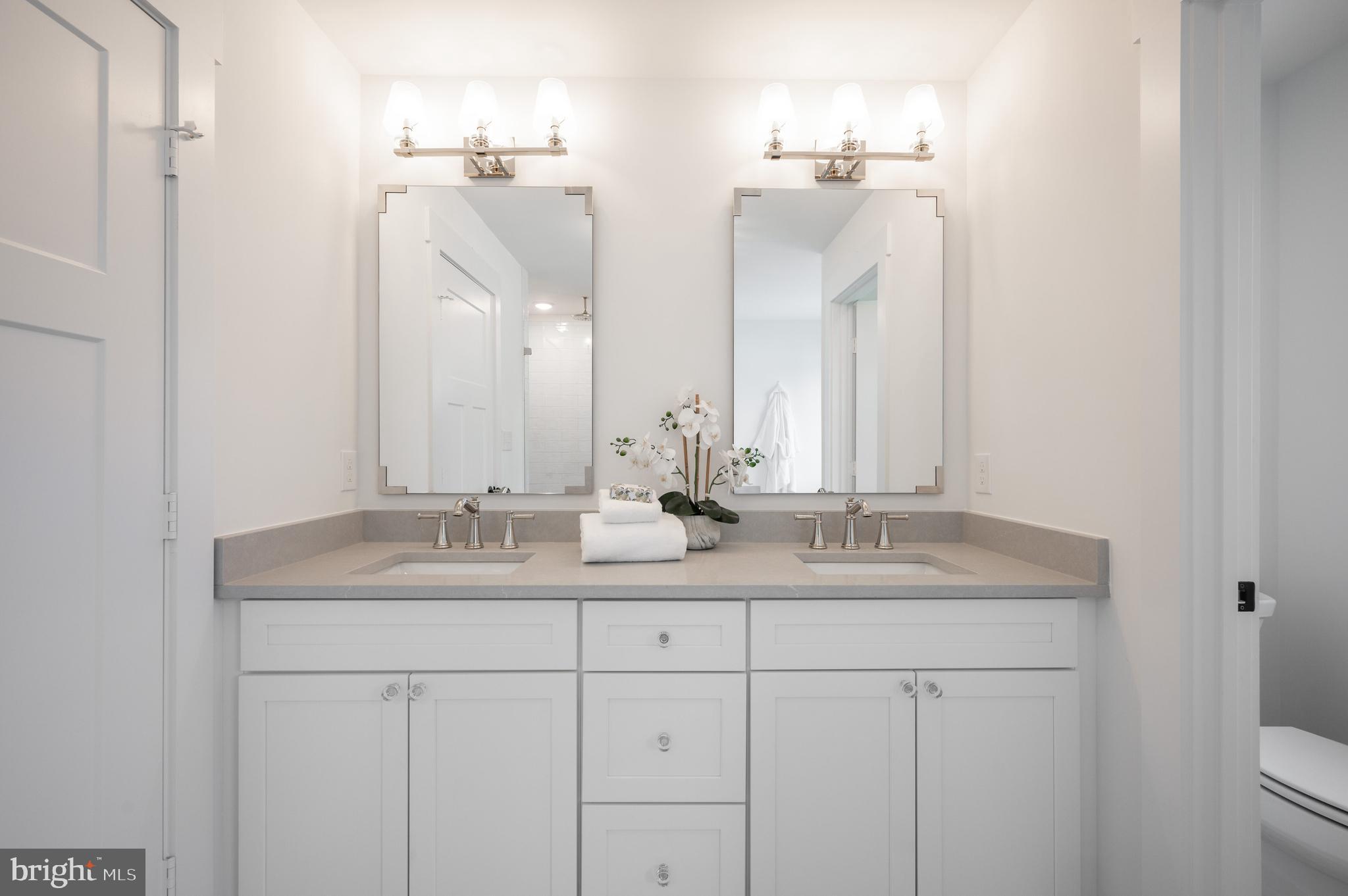 BEVERLEY HILLS - Residential