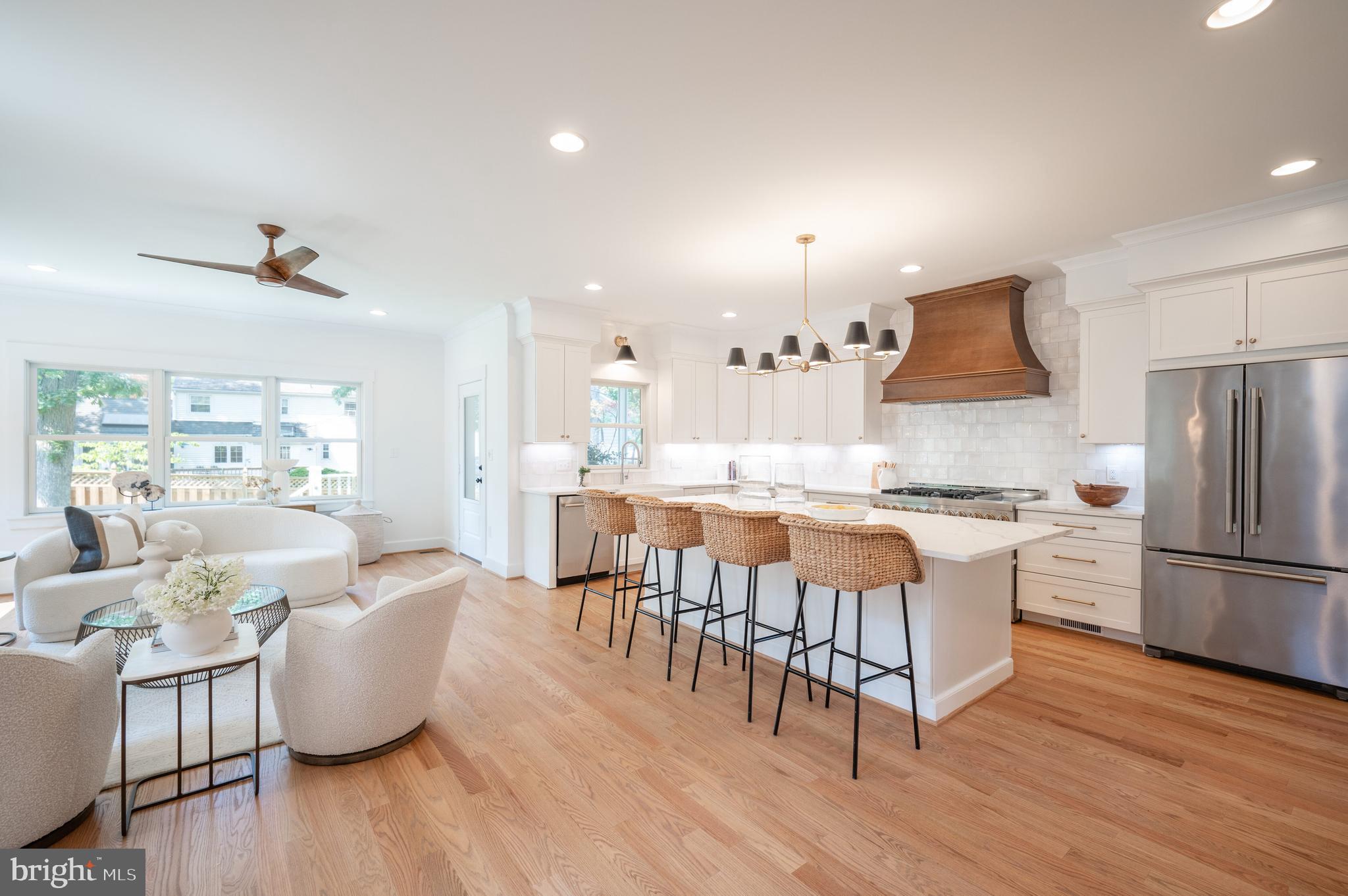 BEVERLEY HILLS - Residential