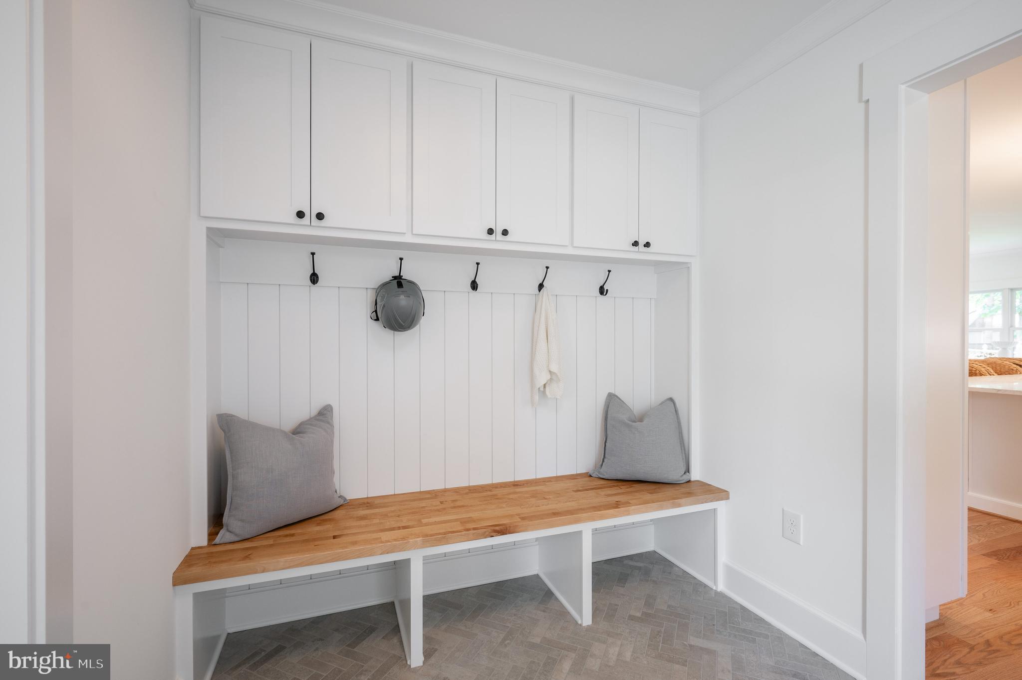 BEVERLEY HILLS - Residential