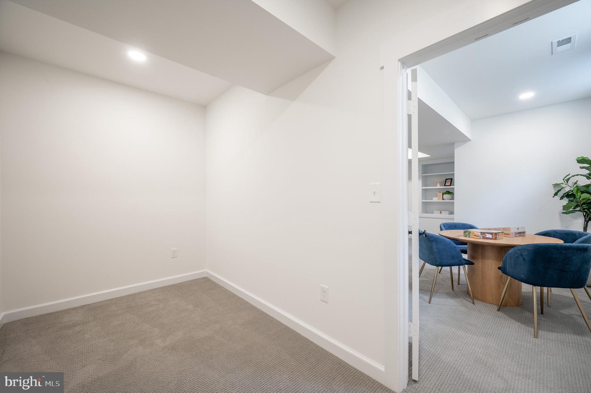 BEVERLEY HILLS - Residential