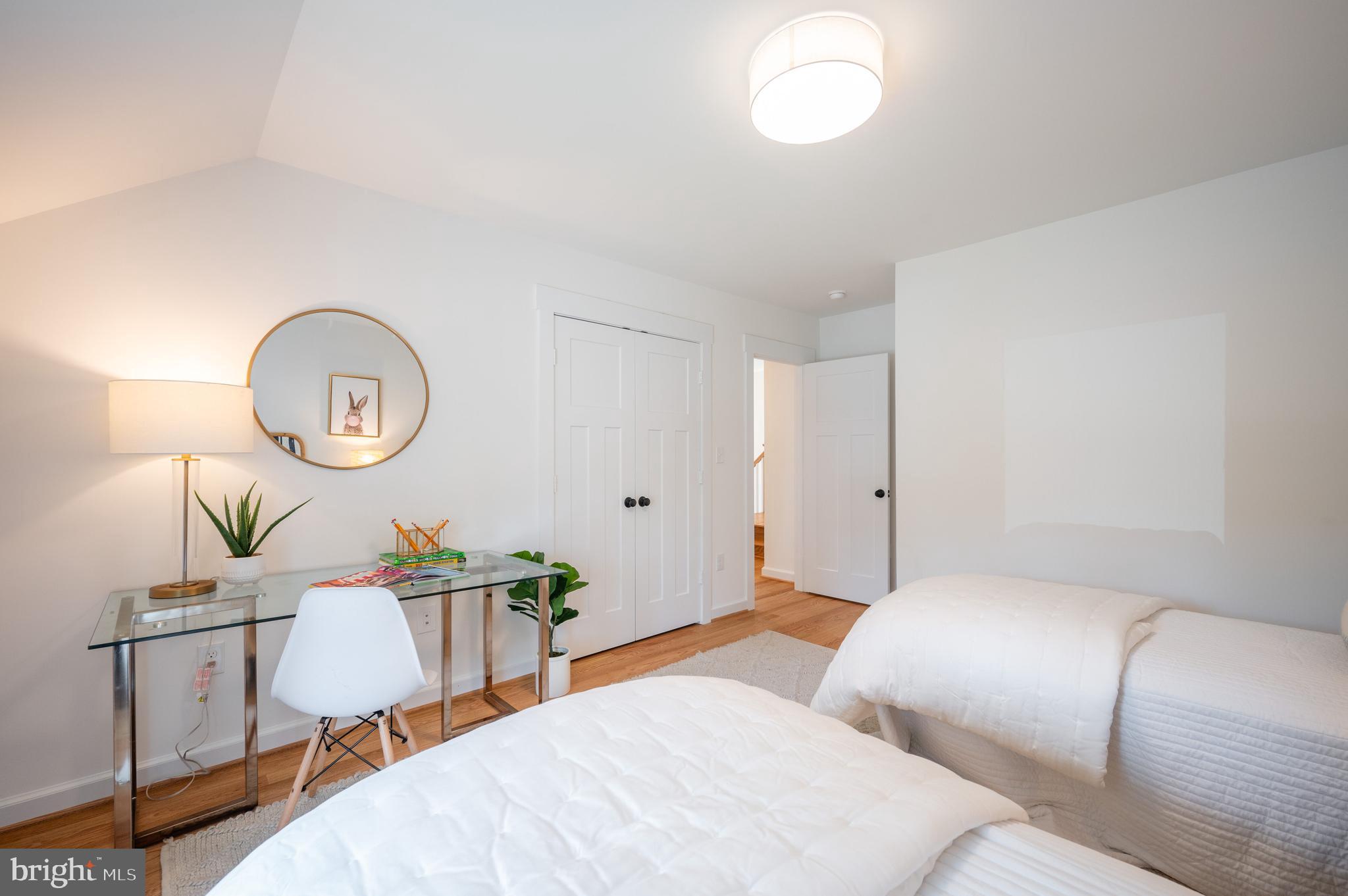 BEVERLEY HILLS - Residential