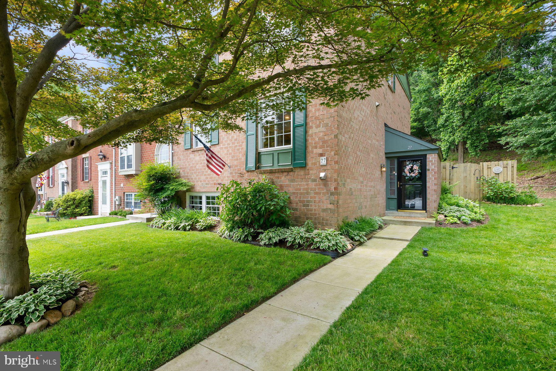 27 BUSSING COURT