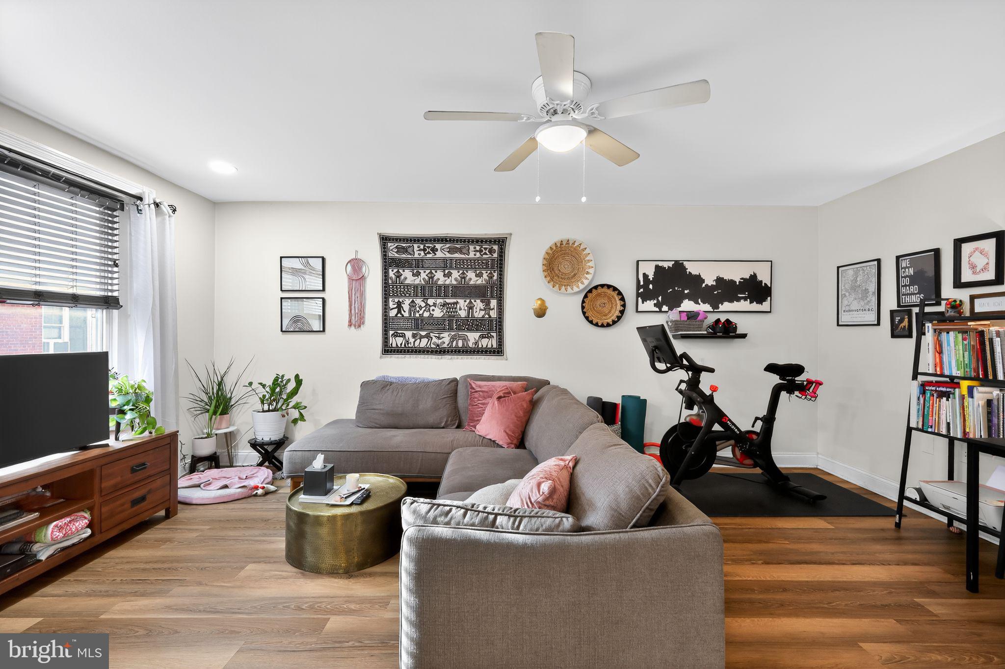 33 KENNEDY STREET NW 101