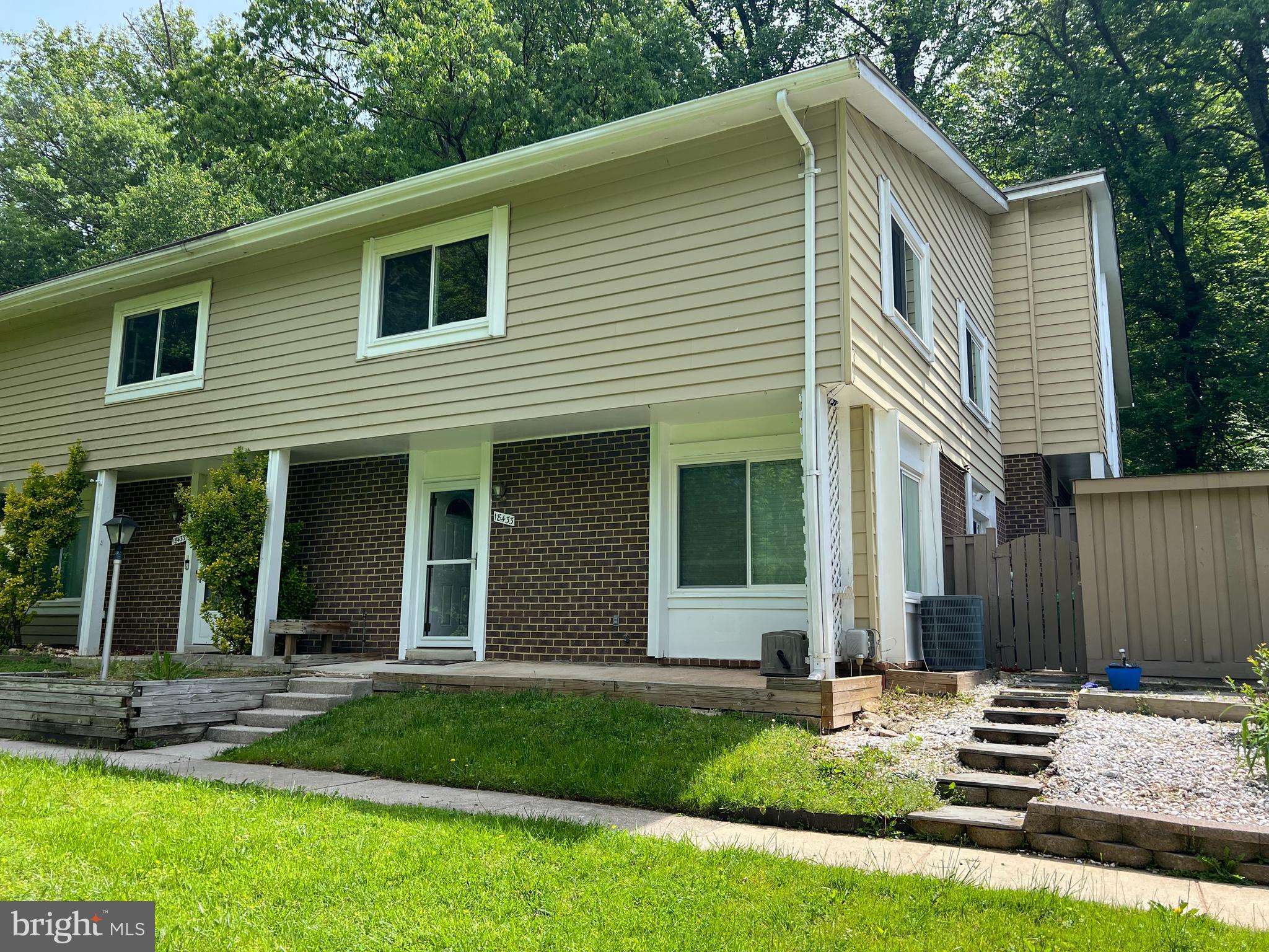 Live like royalty at a fraction of the cost . This rent is for a room upstairs with all utilities electric, water and gas and HOA all included . This room has a fully renovated bathroom for the tenant's convenience . You will appreciate the close proximity of this home to several amenities like , parks, shopping and bus within distance . The room is very spacious with hardwood floor and a huge functional closet for your convenience .