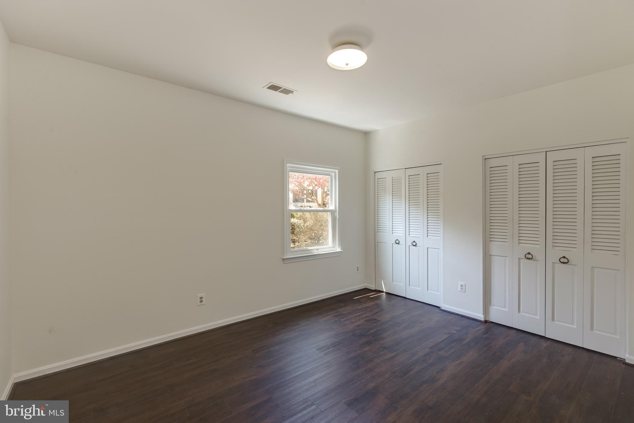 CHAIN BRIDGE FOREST - Residential