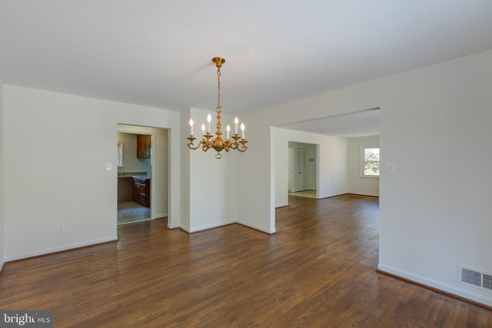 CHAIN BRIDGE FOREST - Residential