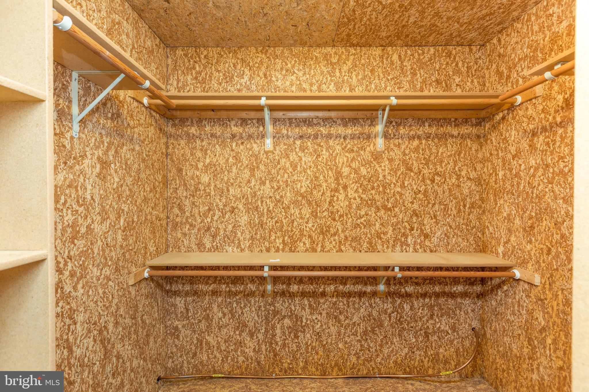 CHAIN BRIDGE FOREST - Residential