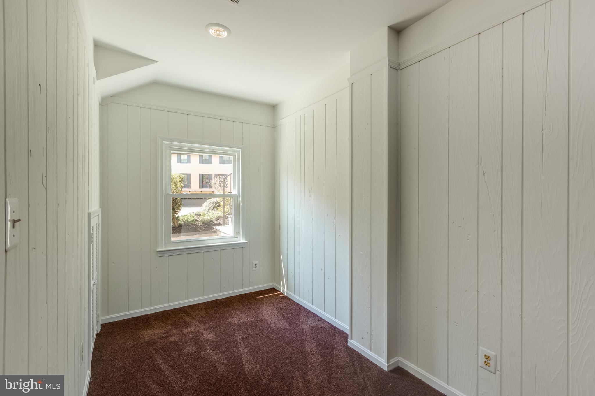 CHAIN BRIDGE FOREST - Residential