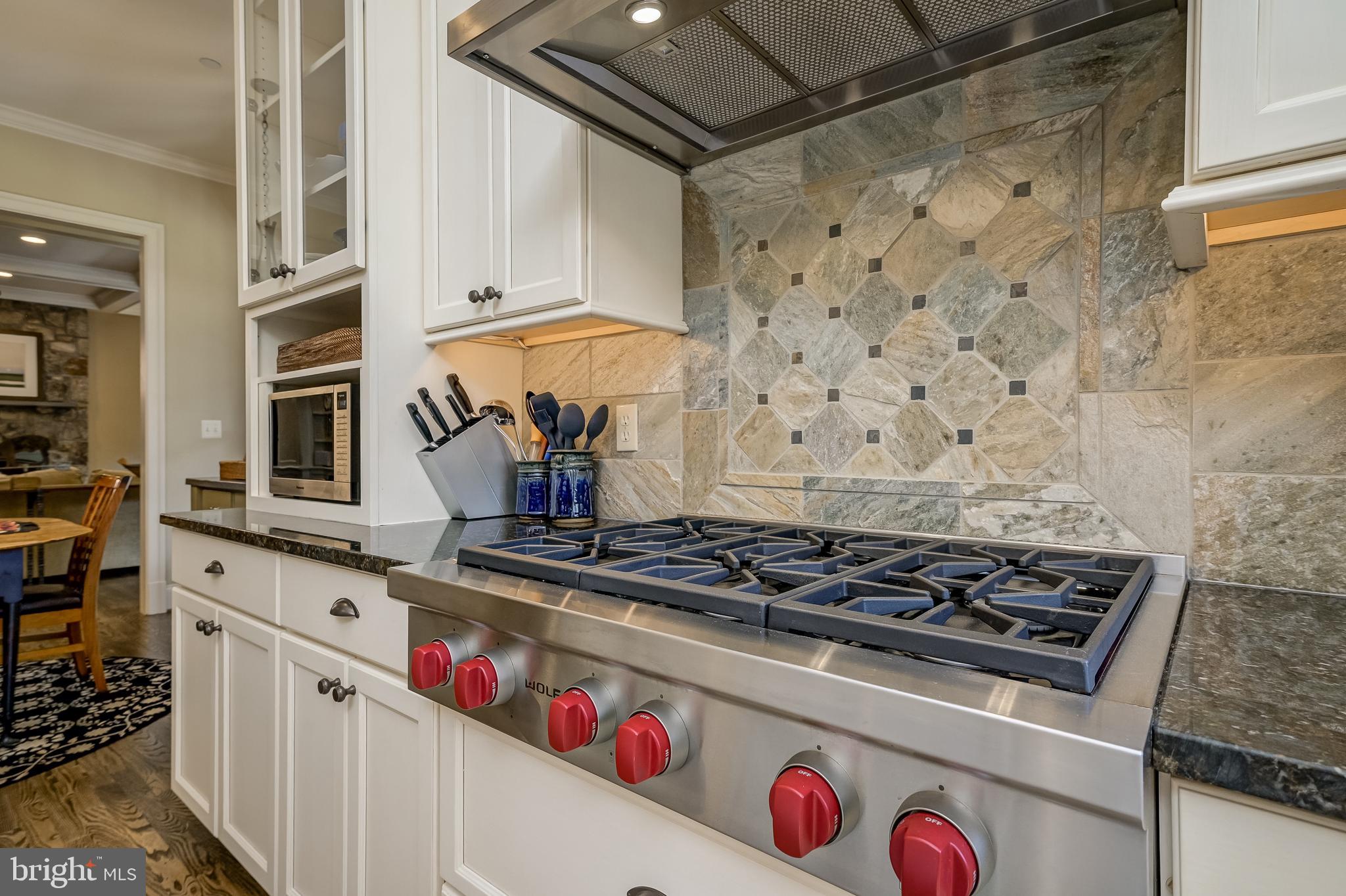 PINEVIEW - Residential