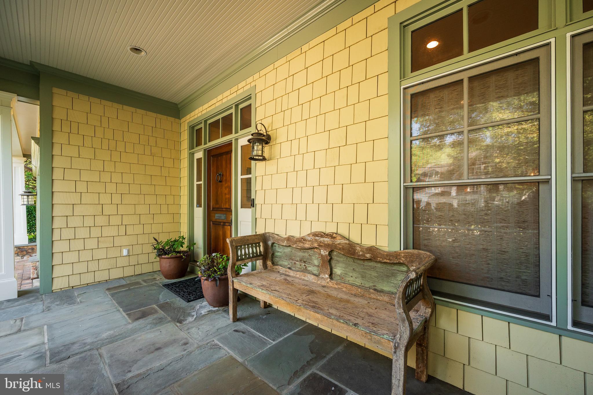 PINEVIEW - Residential