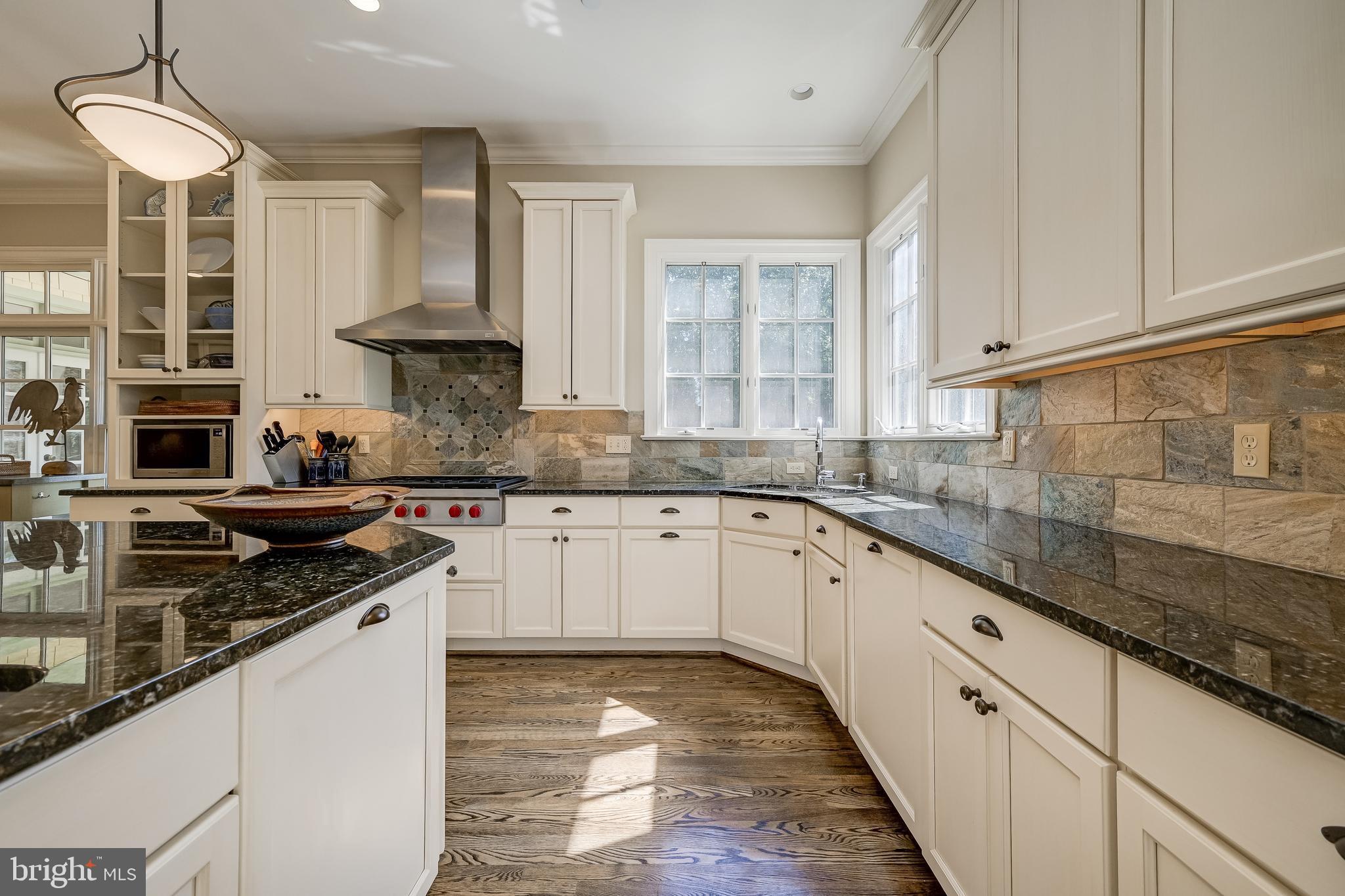 PINEVIEW - Residential