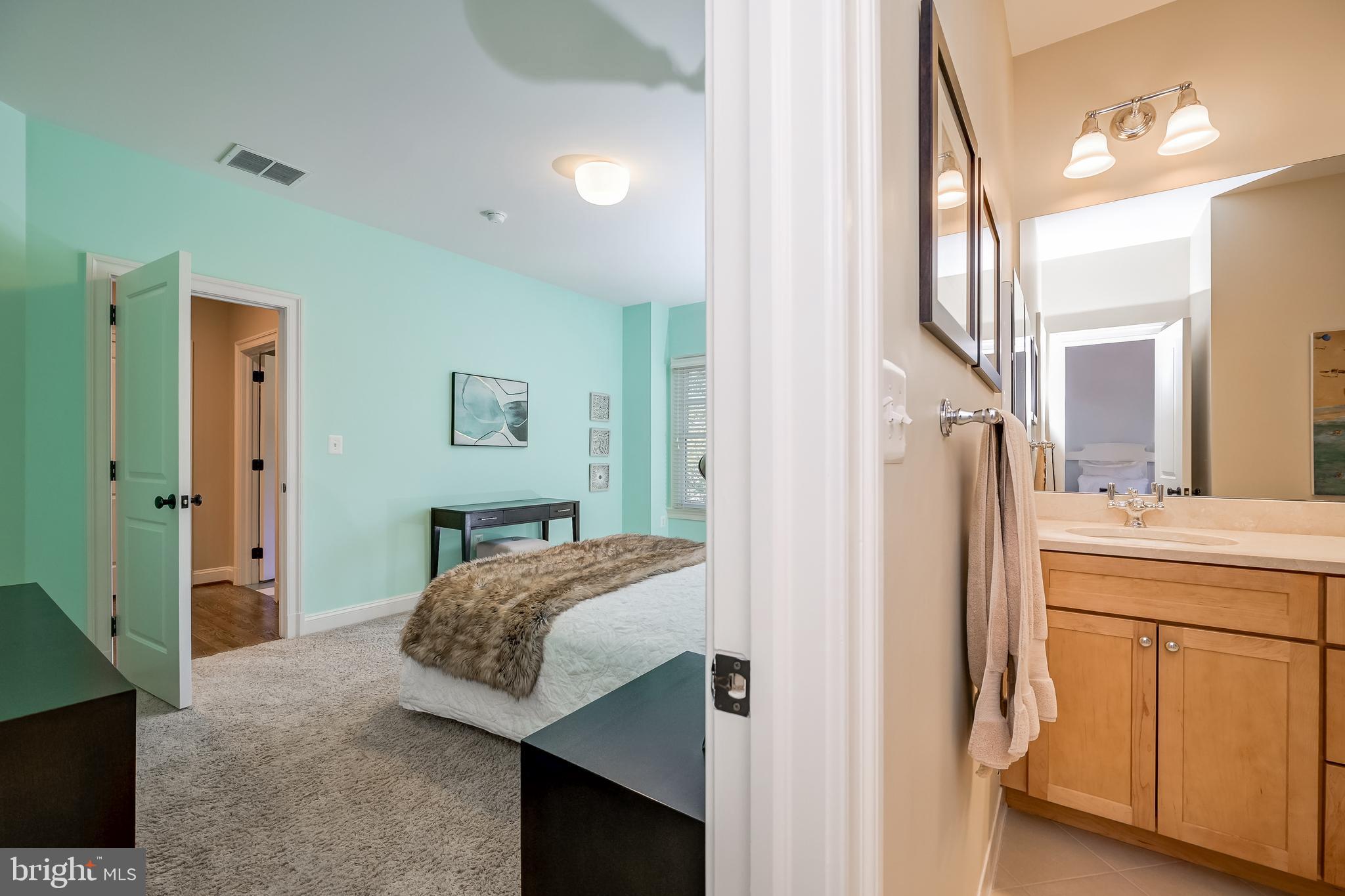 PINEVIEW - Residential