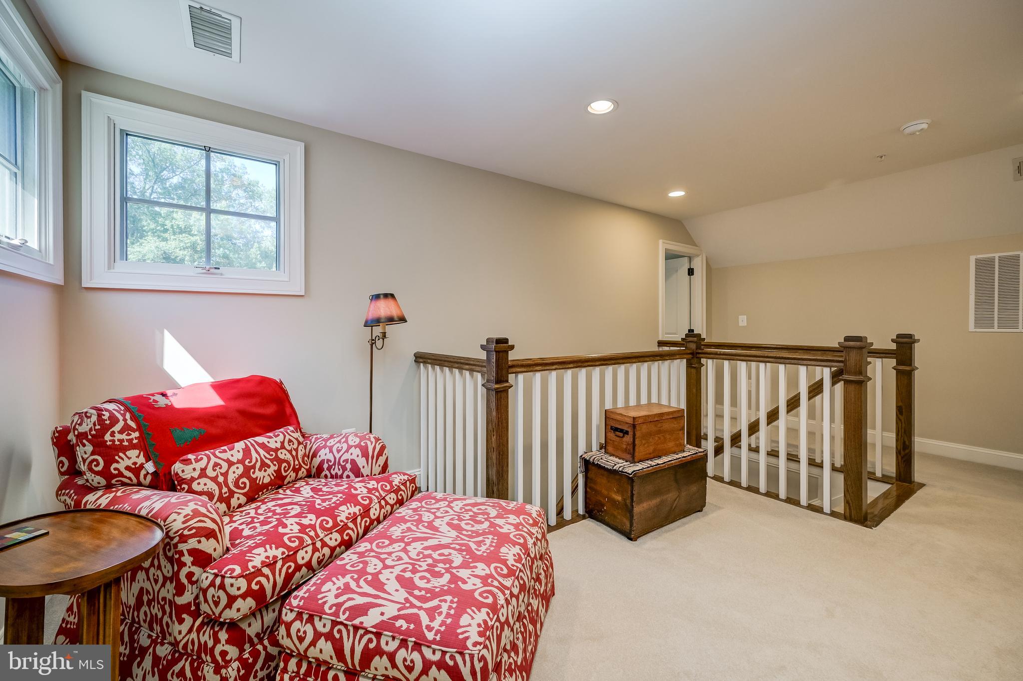 PINEVIEW - Residential