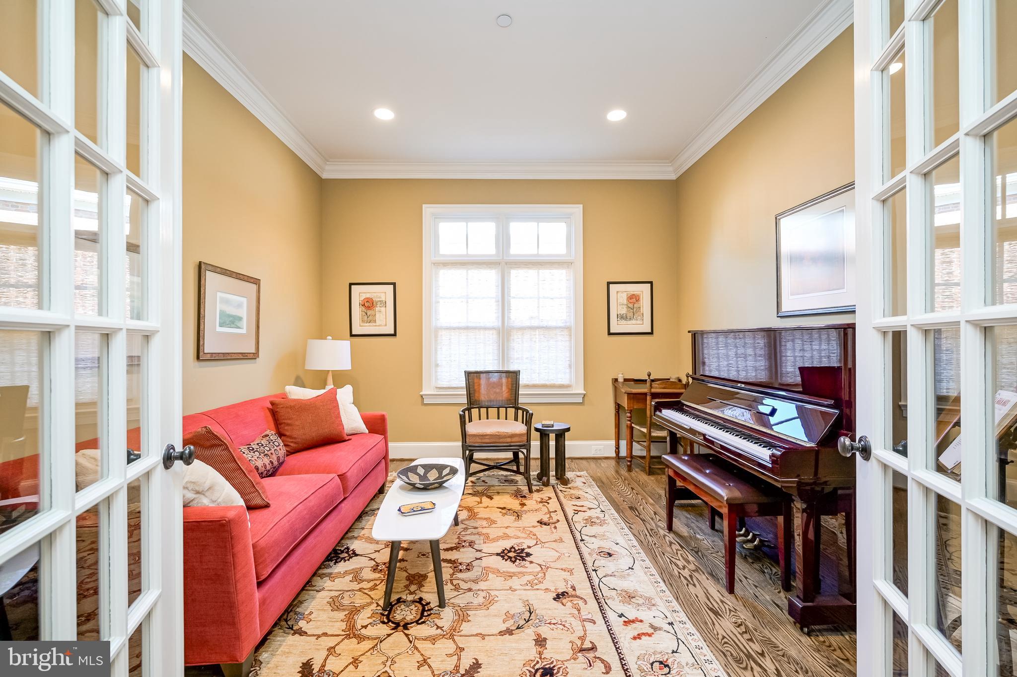 PINEVIEW - Residential